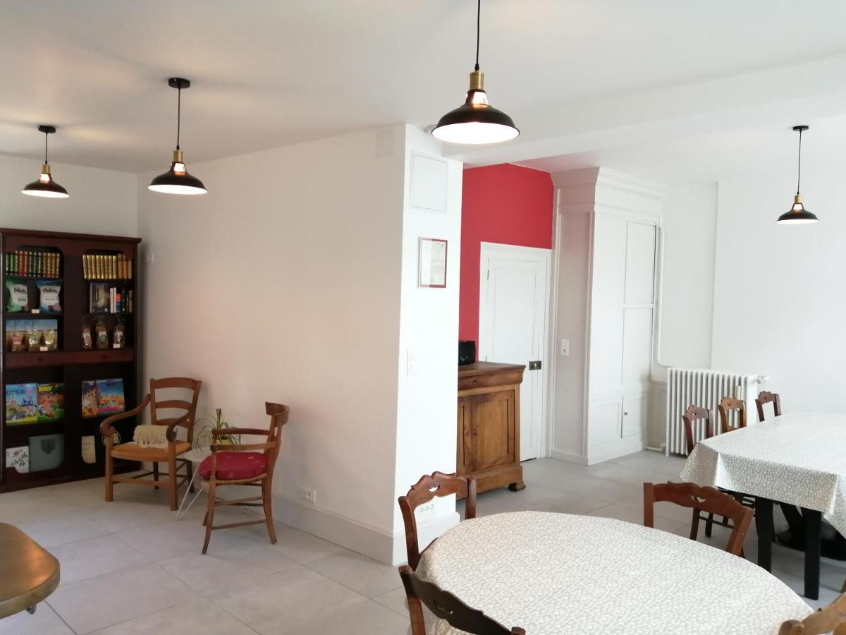 Le Relais Des Roses- Chambres D'Hotes Vatan Екстер'єр фото
