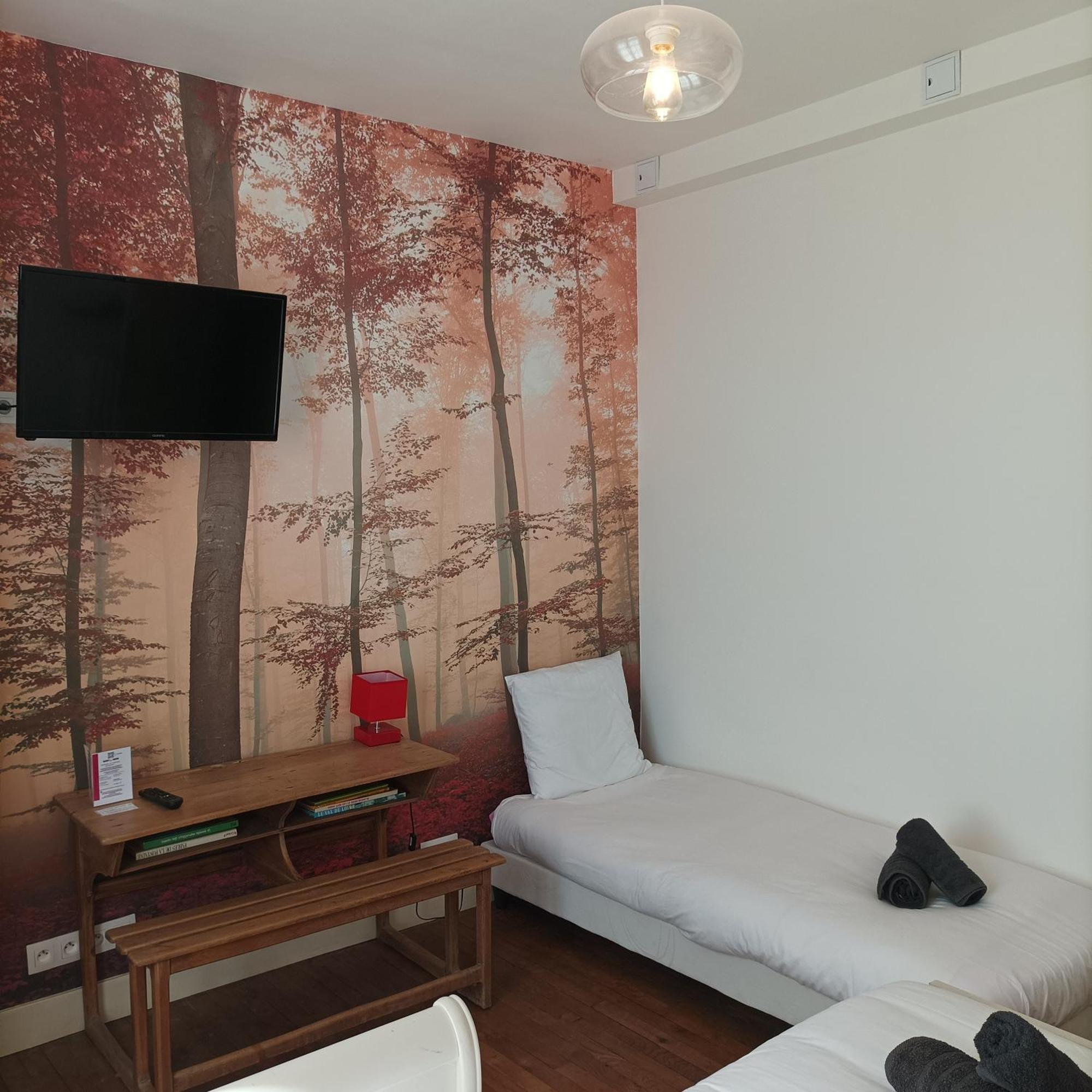 Le Relais Des Roses- Chambres D'Hotes Vatan Екстер'єр фото
